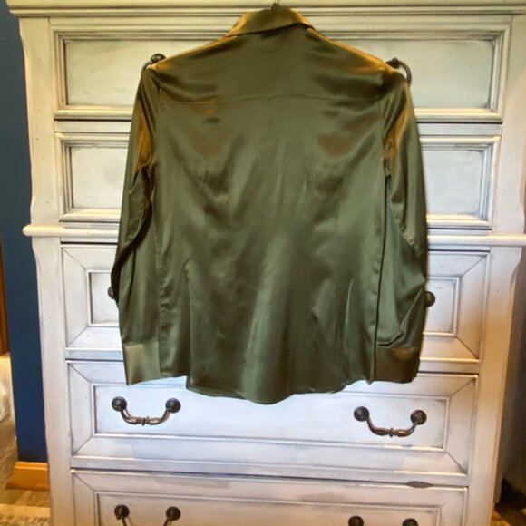 Beautiful Silk Blouse in Olive Green - Picture 3 of 7